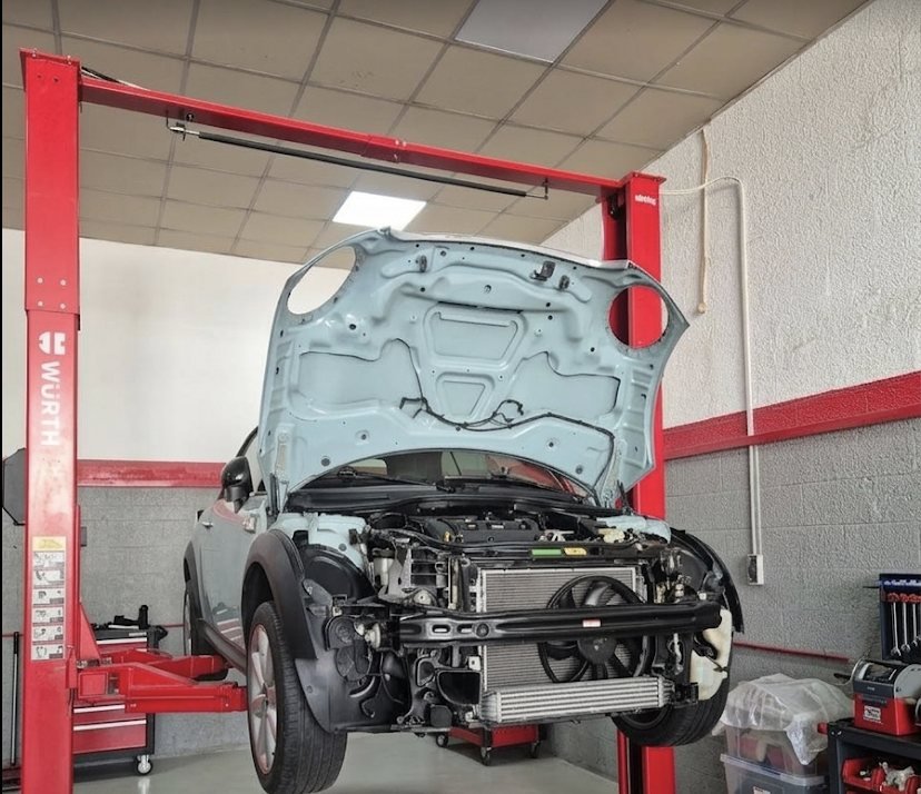 Engine repair and diagnostics at Kaiman Auto Dubai
